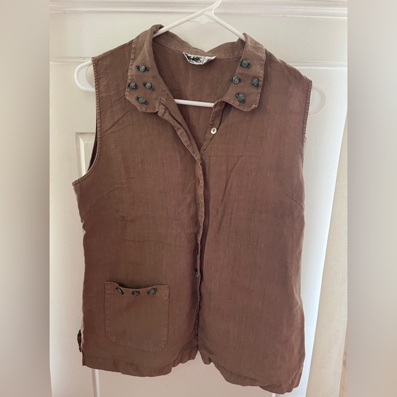 Kiko Brown Button down Blouse sleeveless Size S / M - Picture 1 of 3
